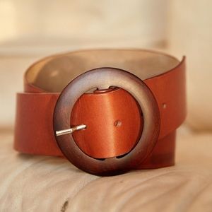 Sezane Yves Leather belt with wooden buckle size 90cm